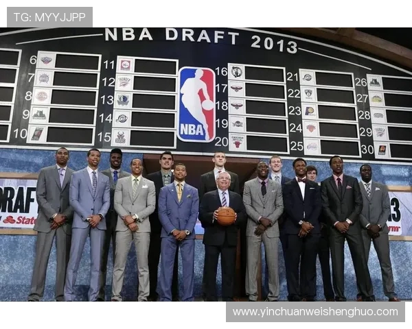 2014年NBA选秀大会回顾维金斯当选状元骑士队首轮签位选择